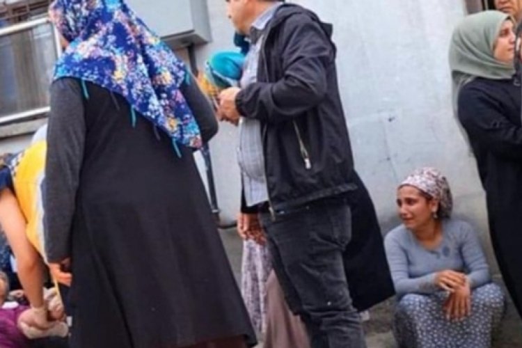 Eşinden su istedi getirmeyince defalarca bı&ccedil;akladı