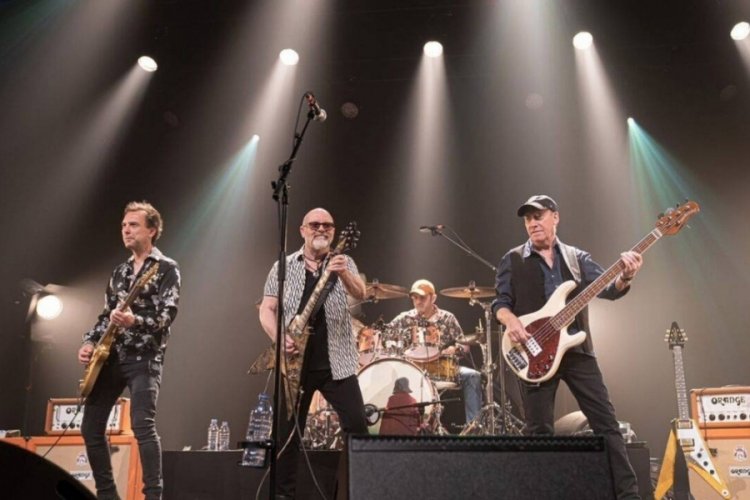 İngiliz rock grubu Wishbone Ash, İstanbul'da konser verecek