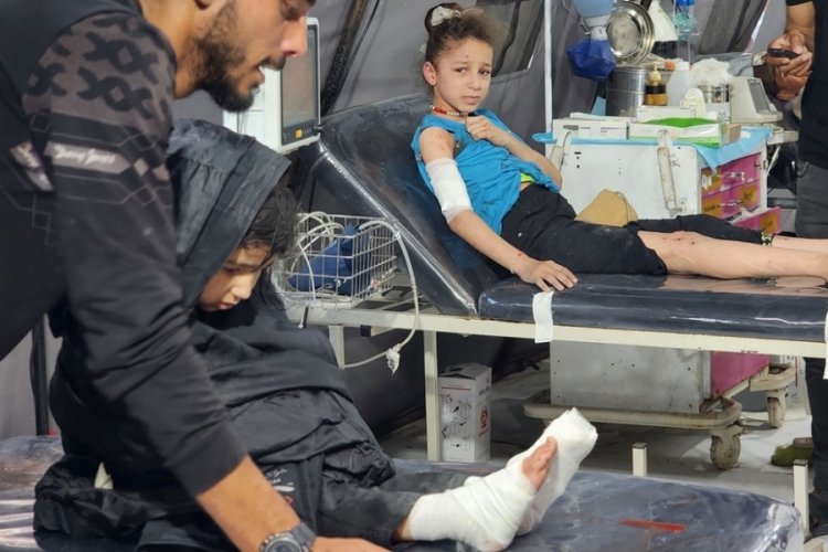 Yakıt sağlanmazsa Gazze'deki son hastane 48 saat i&ccedil;inde hizmet dışı kalacak