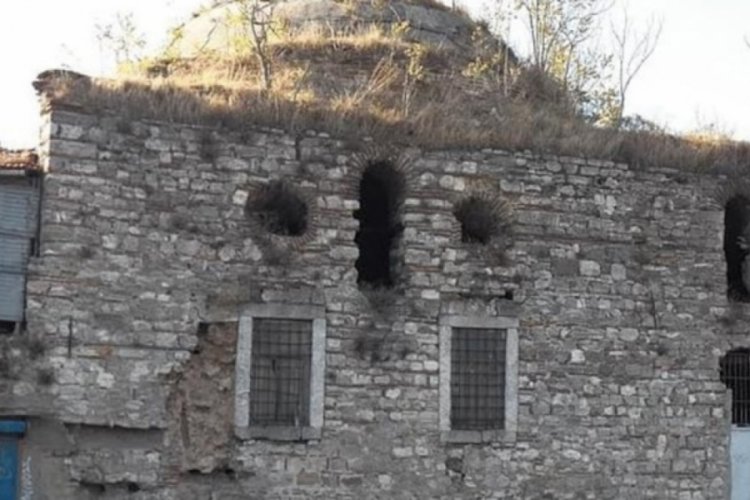 Ayakapı Hamamı satışa &ccedil;ıkarıldı!