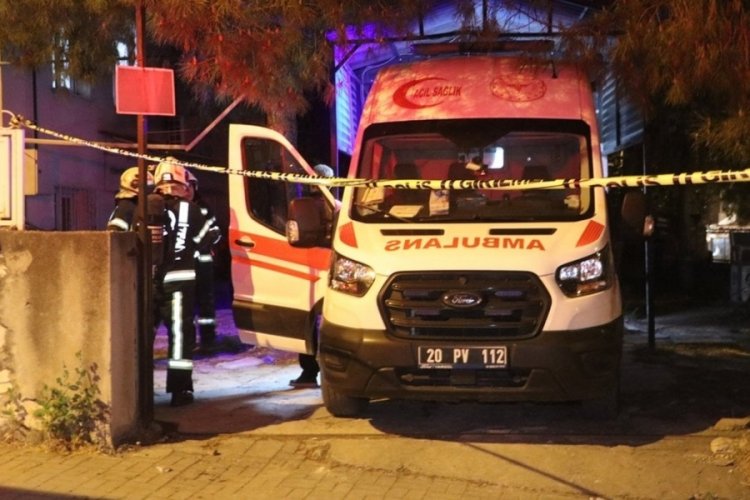 Denizli'de ambulansta oksijen t&uuml;p&uuml;nden sızan gaz parladı!
