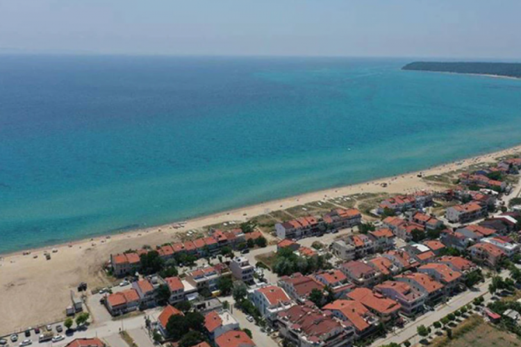 Fo&ccedil;a'da sezonluk ev kiraları y&uuml;zde 80 arttı