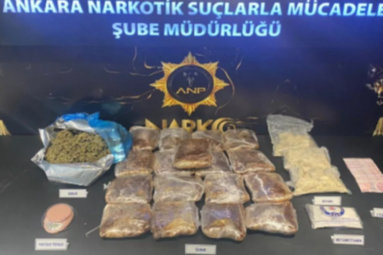 Ankara'da uyuşturucu operasyonu: 3 g&ouml;zaltı