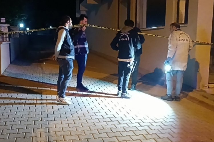 Gaziantep'te cinnet getirdi, dehşeti yaşattı: 1 &ouml;l&uuml;, 2 ağır yaralı