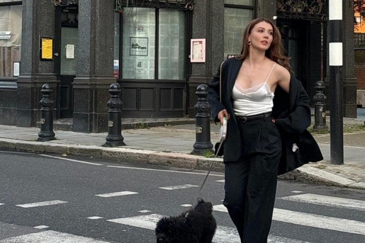 Burcu &Ouml;zberk Londra'ya gitti!