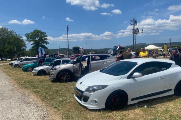 &Ccedil;anakkale Ayvacık'ta Modifiyeli Ara&ccedil; Festivali b&uuml;y&uuml;k ilgi topladı