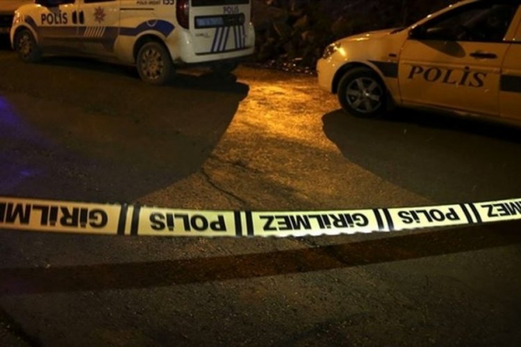 Yaşlı adam evinde &ouml;l&uuml; bulundu