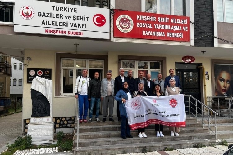 Şehit aileleri Azerbaycan'da tarihi yerleri gezecek