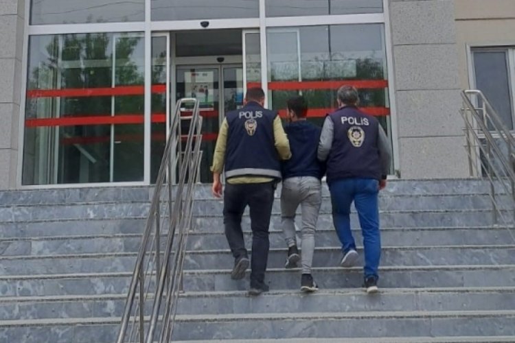 Afyonkarahisar'da hapis cezası ile aranan şahıs polisten ka&ccedil;amadı