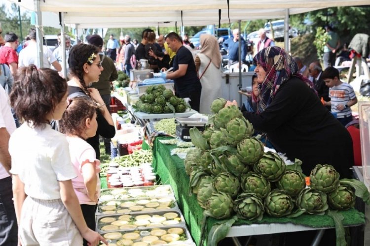 Bursa'da "Hasanağa Enginar Festivali"nde dereceye girenler &ouml;d&uuml;llendirildi