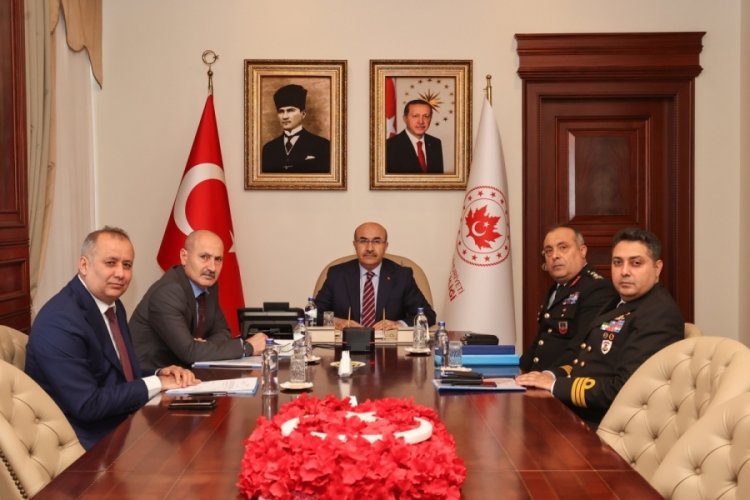 Bursa Valisi Demirtaş, Asayiş ve G&uuml;venlik Toplantısına katıldı