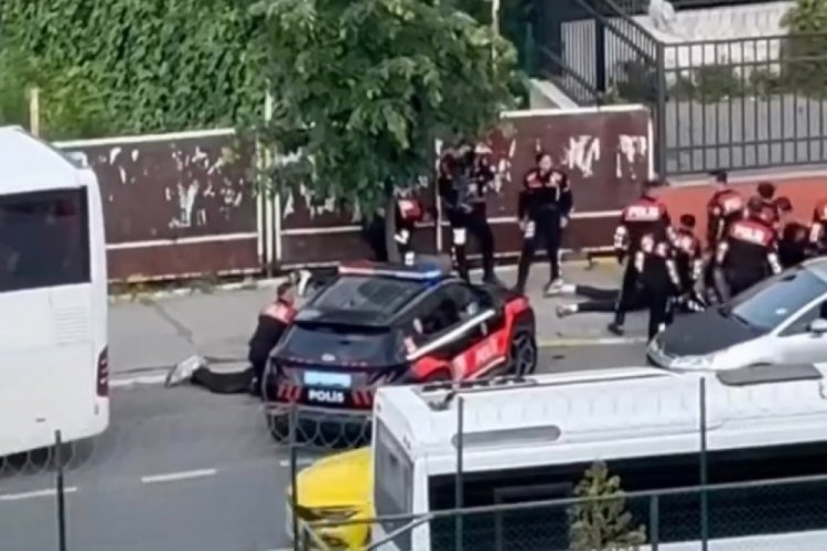 İstanbul'da denetim yapmak isteyen polise yumruk attı