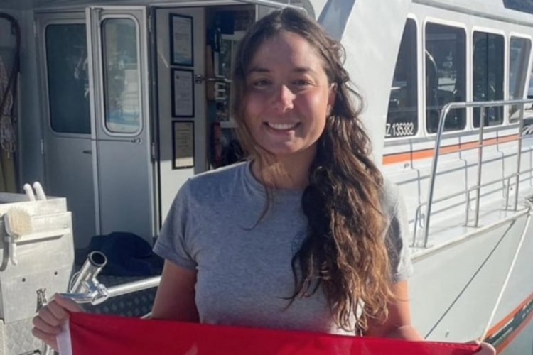 Bengisu Avcı, Molokai Kanalı'nı denizanaları nedeniyle tamamlayamadı