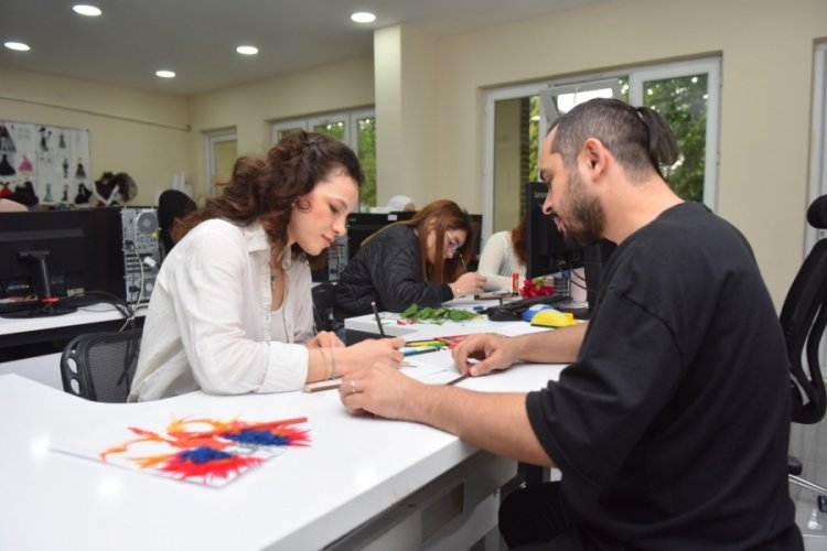 Bursa'da hem iş hem eğitim programı
