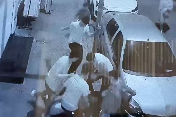İstanbul'da &ouml;nce darp edildi sonra bı&ccedil;aklandı