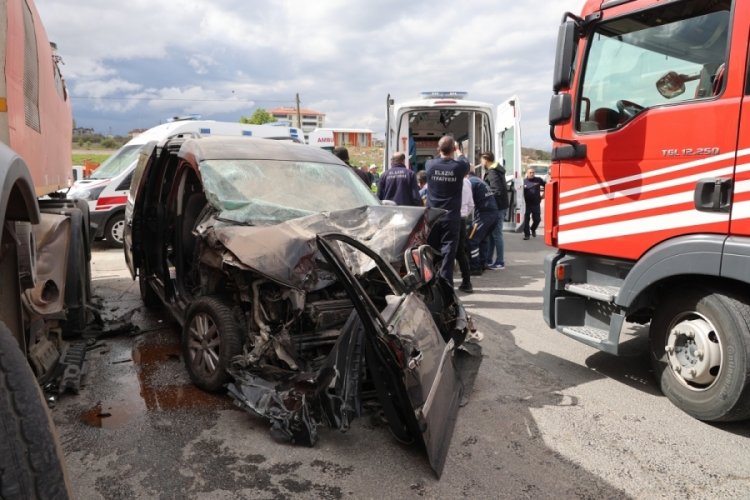 Elazığ'da nisan ayında ka&ccedil; trafik kazası meydana geldi?
