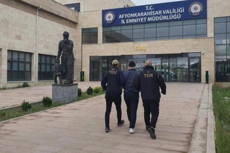 İstanbul'da yakalanan FET&Ouml; &uuml;yesi eski &ouml;ğretmen tutuklandı