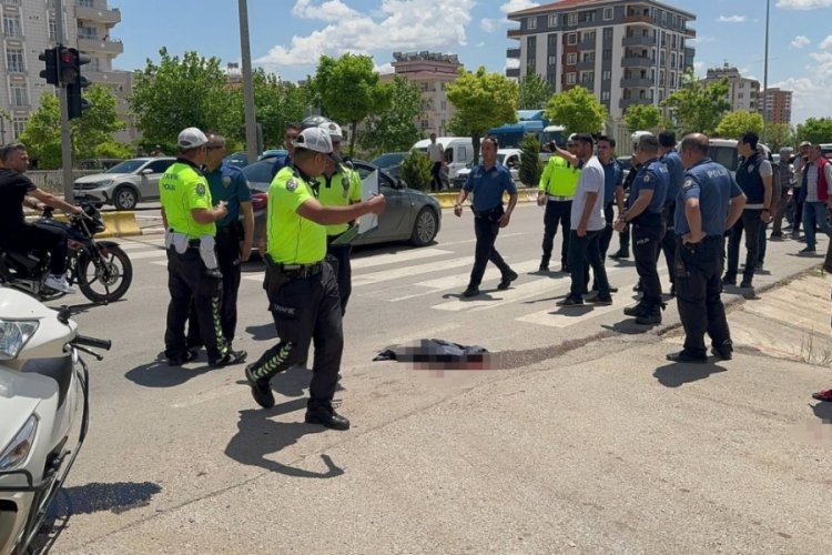 Kilis'te feci kaza! tır motosiklete &ccedil;arptı: 1 &ouml;l&uuml;