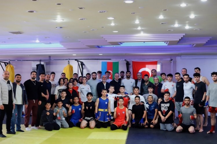 Kick boks dünya şampiyonu Bahram Rajabzadeh'den Bursa'ya ziyaret