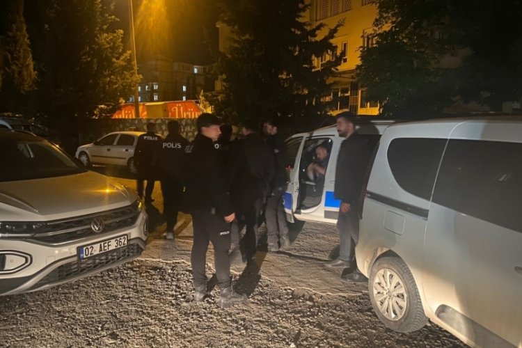 Adıyaman'da olaylı gece! Maytap sesi ortalığı karıştırdı