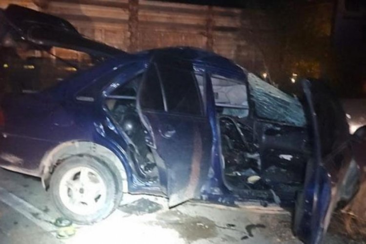 Adıyaman'da TIR ile otomobil &ccedil;arpıştı: 1 can kaybı