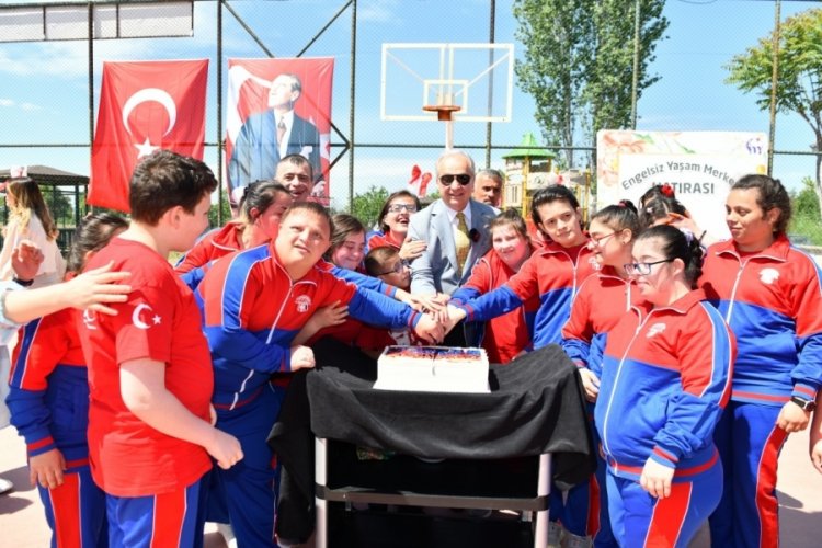 Bursa'da engelsiz yaşam şenliği
