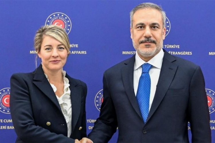 Bakan Fidan, Kanada Dışişleri Bakanı Joly ile bir araya geldi