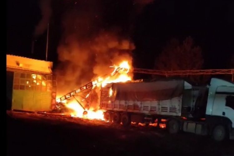 Kastamonu'da kereste fabrikasında korkutan yangın