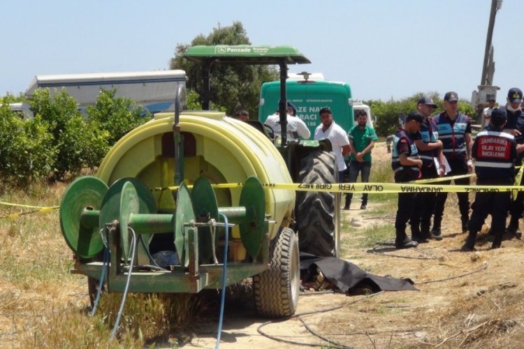 Trakt&ouml;r ile ila&ccedil; tankının arasındaki şafta kıyafetleri dolanan kız feci şekilde can verdi