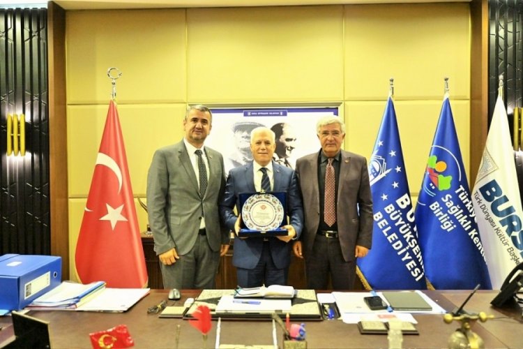 ANASİAD'lı iş insanlarından Mustafa Bozbey'e destek