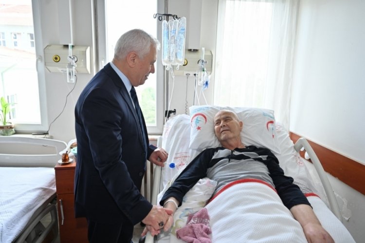 Bursa BB Başkanı Mustafa Bozbey'den Onkoloji Hastanesi'ne ziyaret