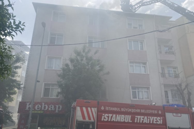 İstanbul'da baca yangını panik yarattı