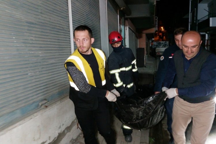 Oto elektrik ustası inşaat halindeki binanın asans&ouml;r boşluğunda &ouml;l&uuml; bulundu