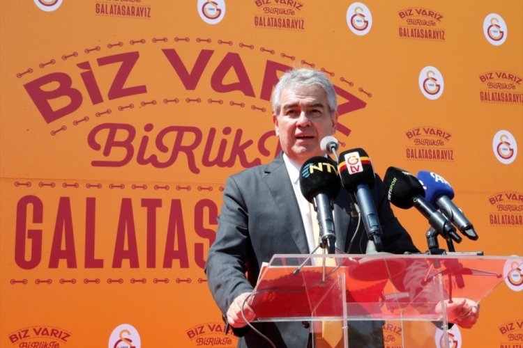 Galatasaray Kul&uuml;b&uuml; başkan adaylarından S&uuml;heyl Batum, kongre &uuml;yeleriyle buluştu