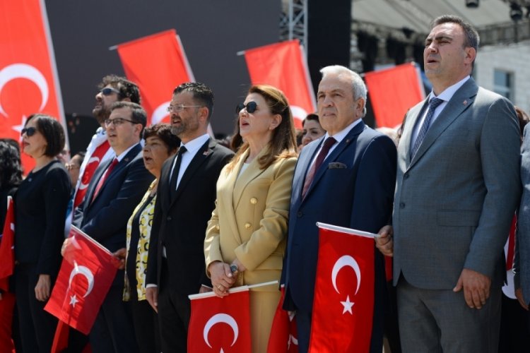 Nil&uuml;fer'de 19 Mayıs kutlamaları &ccedil;elenk t&ouml;reniyle başladı