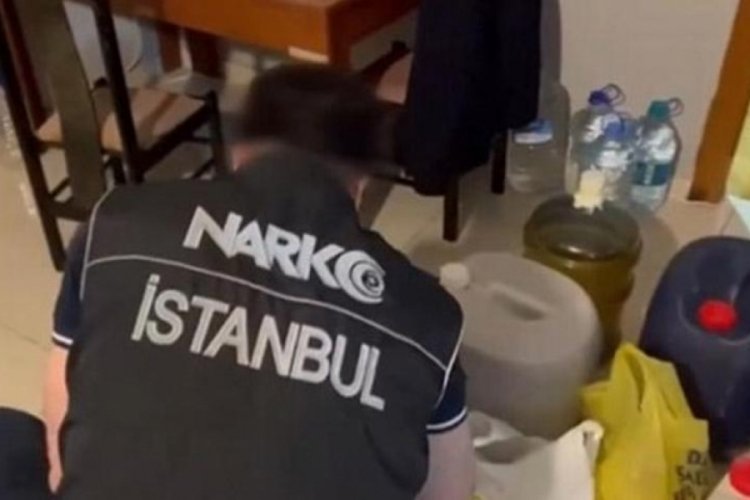 Bakan Yerlikaya a&ccedil;ıkladı: 1 ton 23 kilogram metamfetamin ele ge&ccedil;irildi