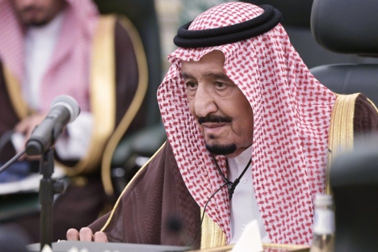 Suudi Arabistan Kralı Selman, y&uuml;ksek ateş nedeniyle tedavi altına alındı
