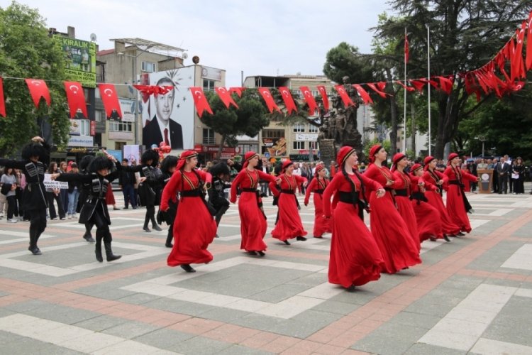 Bursa Orhangazi'de 19 Mayıs Gen&ccedil;lik Ve Spor Bayramı coşku ile kutlandı