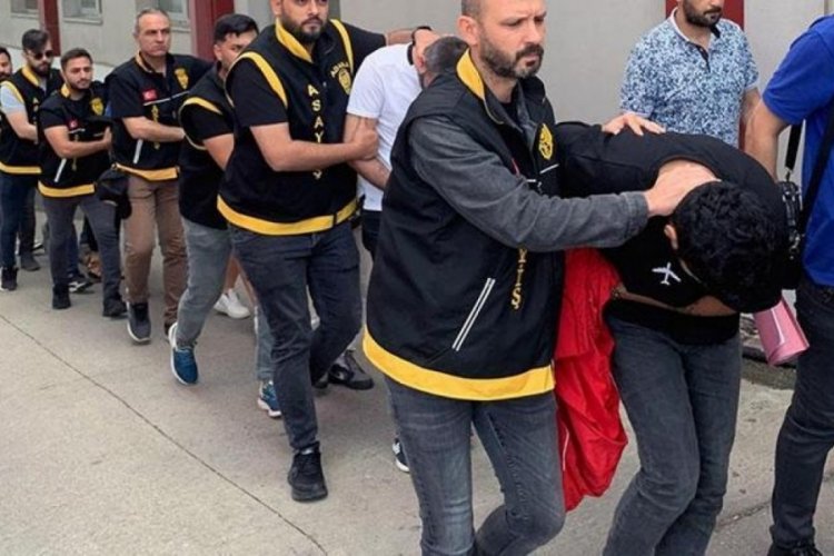 Adana'da m&uuml;stehcen fotoğraf dolandırıcılığı! 1 milyon 500 bin liralık vurgun