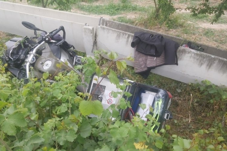 Bursa'da motosiklet sulama kanalına &ccedil;arptı! 1 kişi yaşamını yitirdi