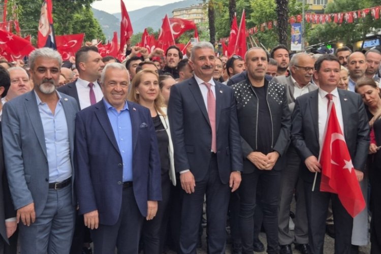 Osmangazi Belediyesi'nden 19 Mayıs'a &ouml;zel gen&ccedil;lik y&uuml;r&uuml;y&uuml;ş&uuml;