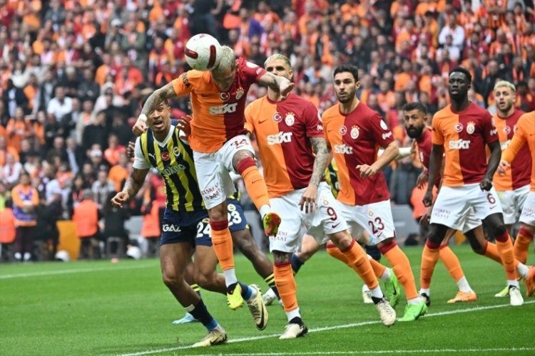 Galatasaray-Fenerbah&ccedil;e derbisi bitti! Şampiyon haftaya kaldı...