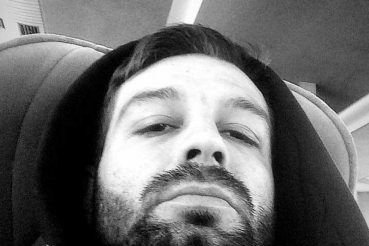 Bursa'da 3. kattan d&uuml;şen gen&ccedil; adam hayatını kaybetti!