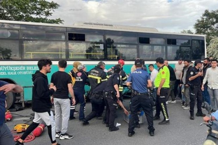 Kayseri'de anne ile oğlunu trafik kazası ayırdı