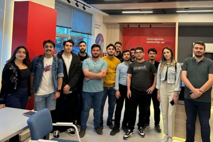 &Uuml;niversitesi &ouml;ğrencilerine, Coşkun&ouml;z Eğitim Vakfı'ndan destek