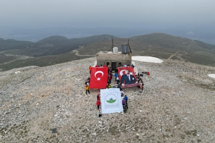 Osmangazili dağcılar Uludağ'ın zirvesinde