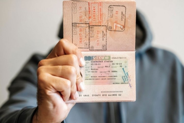 Schengen vize &uuml;cretlerine okkalı zam!
