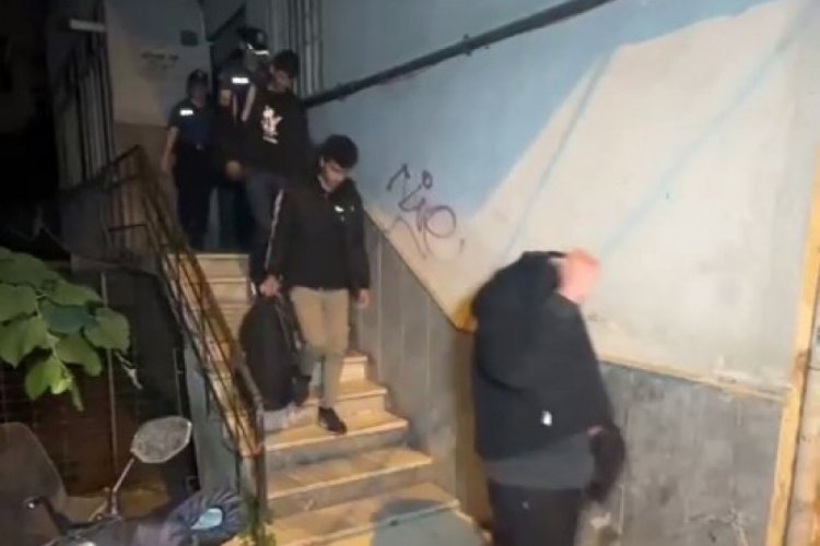 İstanbul'da 24 d&uuml;zensiz g&ouml;&ccedil;men yakalandı