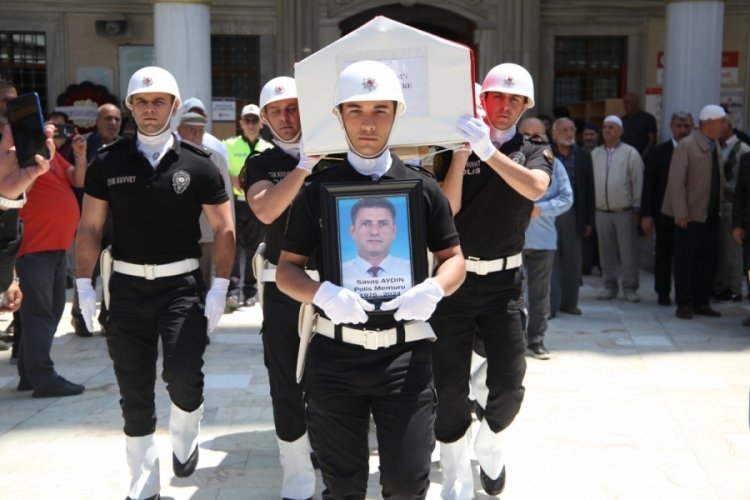 Bursalı polis memuru son yolculuğuna uğurlandı!