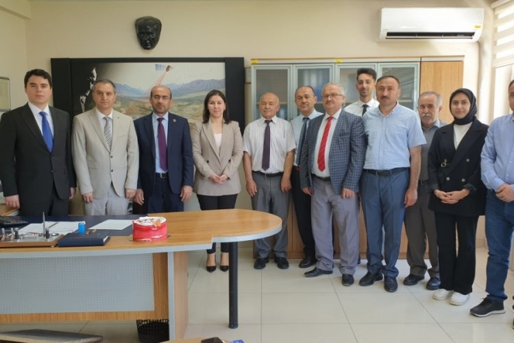 Tapu ve Kadastro'nun 177. yılı Orhaneli'de pasta kesilerek kutlandı